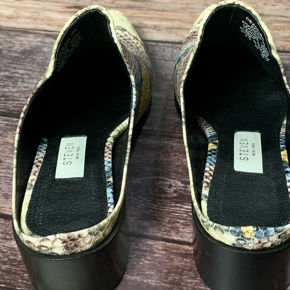 Steve Madden ~ Deandra Snakeskin Embossed Mule - Picture 7 of 12